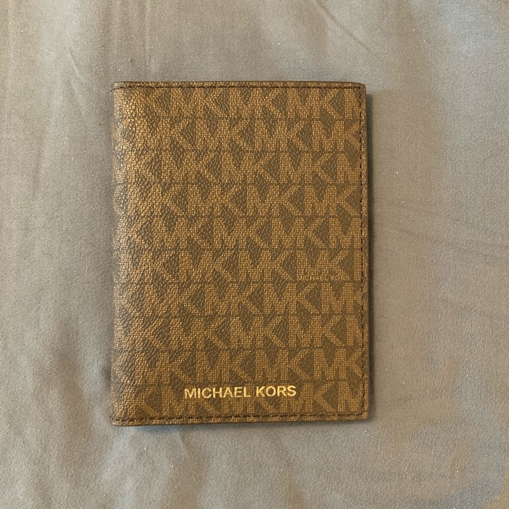 MK Passport Cover